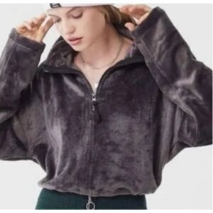 Urban Outfitters Jacket Cropped Women's Sz Small Petite Fleece Crop 1/4 Zip